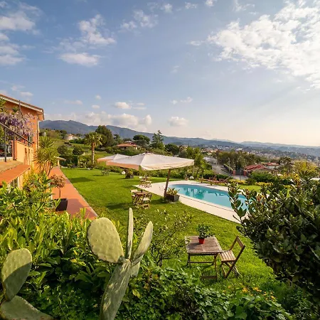ヴィラ Villa Panorama Con Piscina By Wonderful Italy